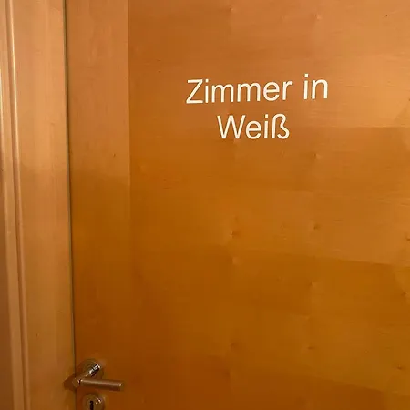 Ferienzimmer Oelhaf In Weiss Self Check-in Mit Key-tresore منزل للإقامة