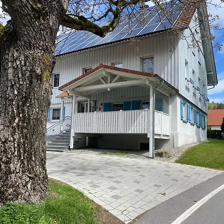 Ferienzimmer Oelhaf In Weiss Self Check-in Mit Key-tresore * Wilhelmsdorf (Ravensburg)