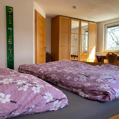 Ferienzimmer Oelhaf In Weiss Self Check-in Mit Key-tresore Quarto em Acomodações Particulares *